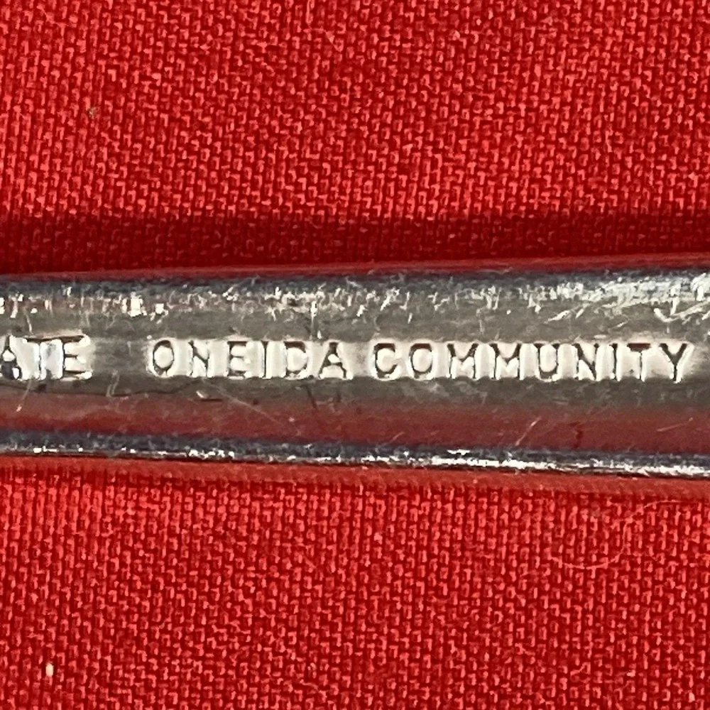 10 - Vintage Oneida Dinner Forks / Tudor Plate Silver Flatware / Community